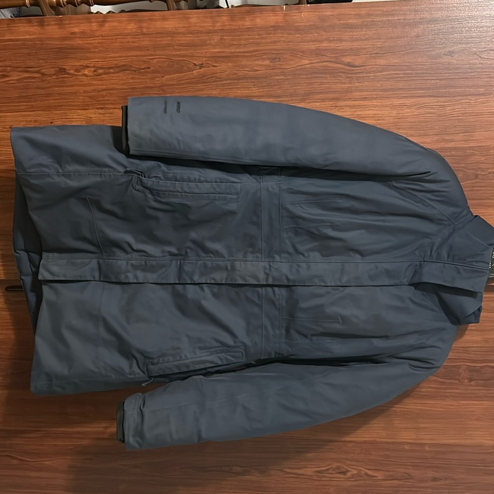 Navy blue long puffer jacket